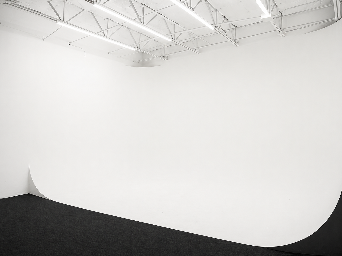 Cyc-Wall Photography Studio